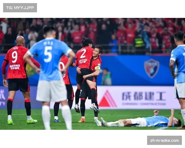 成都蓉城四轮轰入14球领跑积分榜 进攻火力冠绝联赛 成都蓉城四轮轰入14球领跑积分榜 进攻火力冠绝联赛